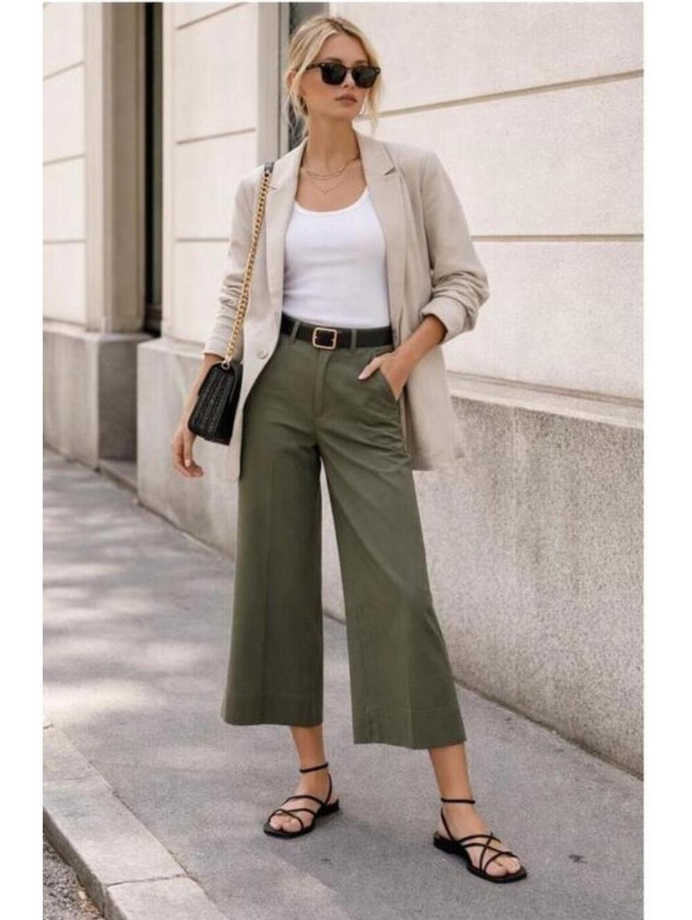 NWT: Spanx ST Crop Wide Leg 2.0 in Dark Pine S - Picture 1 of 7